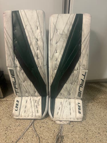 33" +2 True L20.2 Pro Goalie Leg Pads Pro Stock