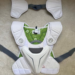 Large Adult Maverik M5 Shoulder Pads (Used)