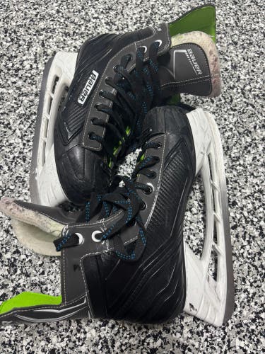 Bauer XLS Hockey Skates 9.5 (Used)