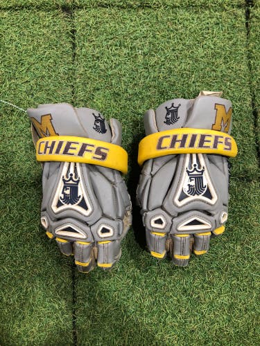 Large Brine King V Lacrosse Gloves (Used)