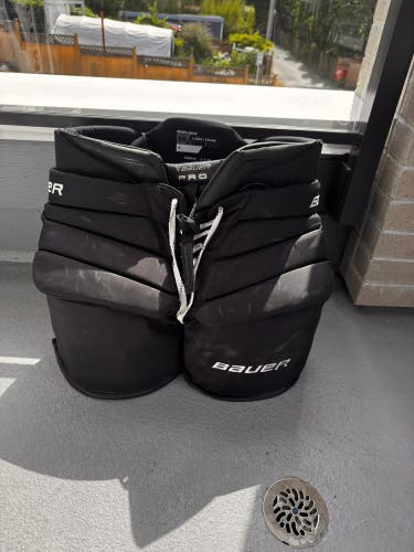 Senior Large 2024 Bauer Pro Hockey Goalie Pants (Used)