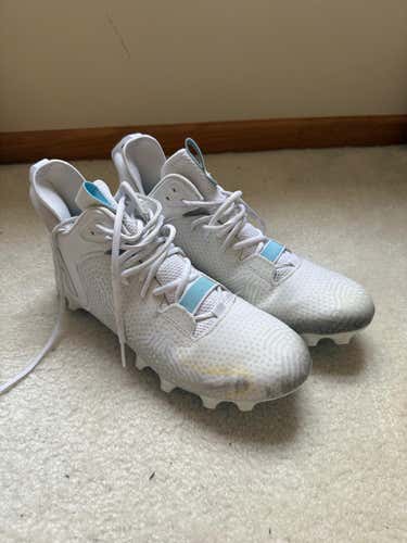 White Men's Size M 11.0 (W 12.0) Adult New Balance Mid Top Molded Cleats (Used)