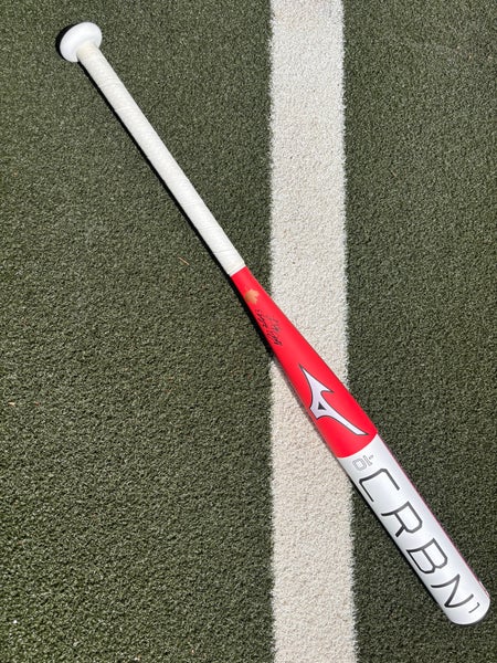 2023 Mizuno CRBN 1 F23 “Team Canada” 31” 21oz special edition Composite Bat (-10) (New Display)
