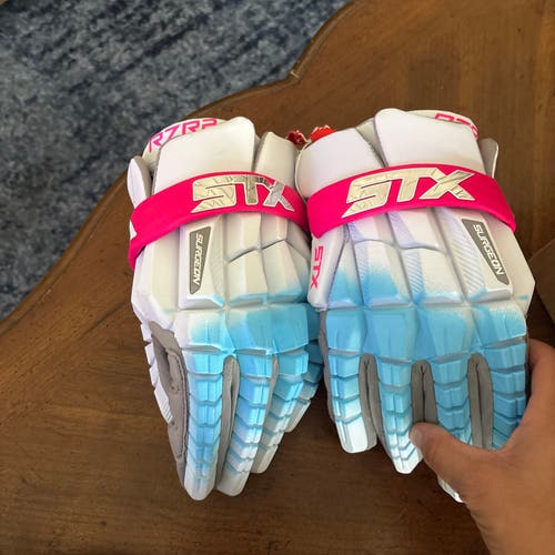 STX Surgeon RZR2 Lacrosse Gloves (New)