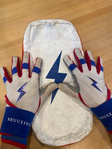 Youth Small Bruce Bolt Batting Gloves, Nimmo Series (Used)