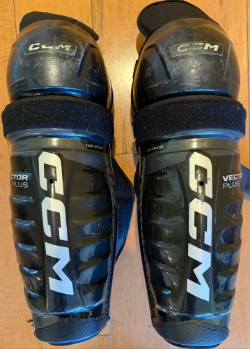 CCM Vector Plus Hockey Shin Guards 13" / 33 cm - Clean Condition (Used)