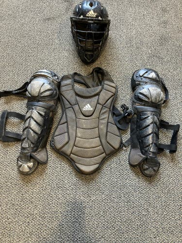 Youth Adidas Catcher's Set (Used)
