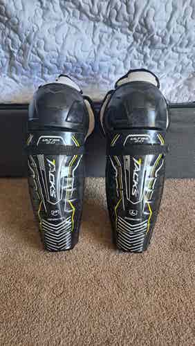 Junior CCM Ultra 2.0 Tacks 12" Shin Pads (Used)