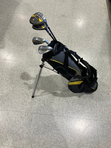 Junior Wilson Profile Clubs (Full Set) Right Handed (Used)
