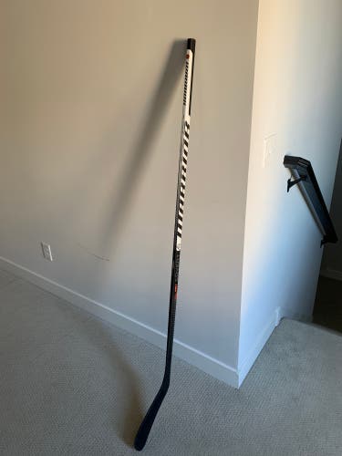 Right Handed W03 Covert QR5T Hockey Stick