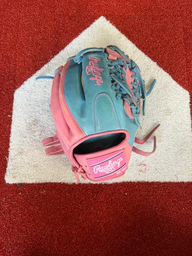 Rawlings Heart of the Hide RH Baseball Glove 11.5" (Used)