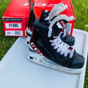 CCM JetSpeed FT485 Hockey Skates Size 5.5 (Used)