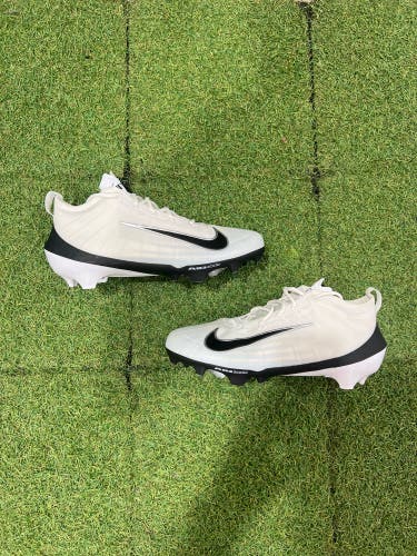 Men's Size M 10.0 (W 11.0) Adult Nike Footwear (New)