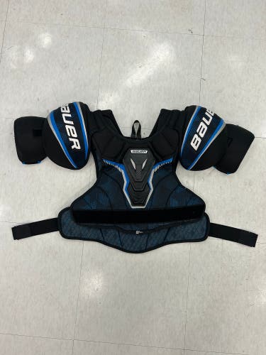 Intermediate Medium Bauer X Shoulder Pads
