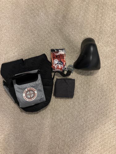 The Flare Web Gem glove care system