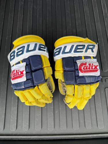 SM-Liiga Mikkeli Jukurit Game Used Hockey Gloves
