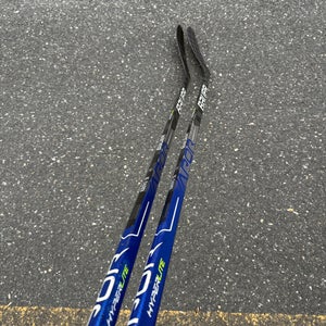 (BROKEN )Senior Bauer Vapor Flylite Left Hand Hockey Stick Toe Pattern 77 Flex Pro Stock (Used)