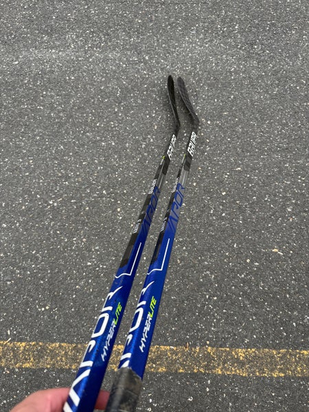 (BROKEN )Senior Bauer Vapor Flylite Left Hand Hockey Stick Toe Pattern 77 Flex Pro Stock (Used)