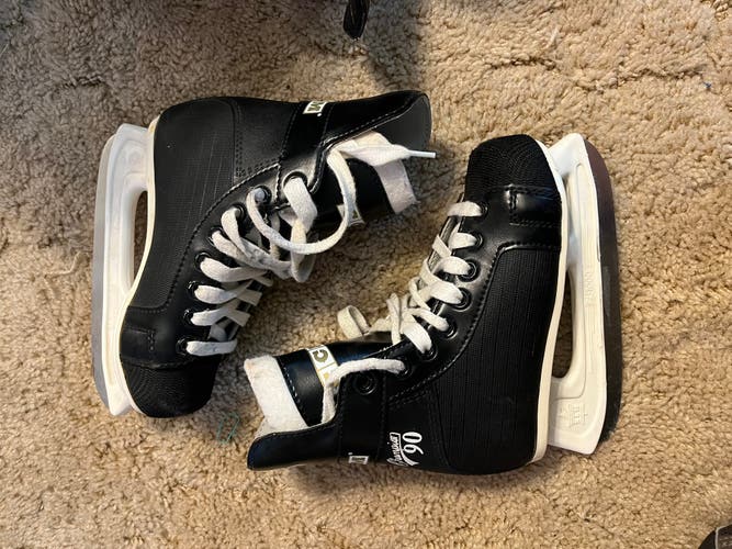 CCM Champion 90 Hockey Skates 11 (Used)