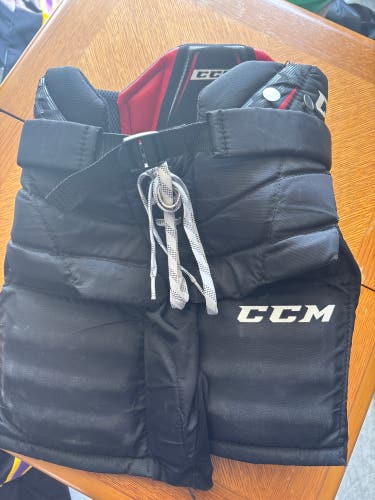 Youth Medium/Large CCM 1.5 Hockey Goalie Pants (Used)