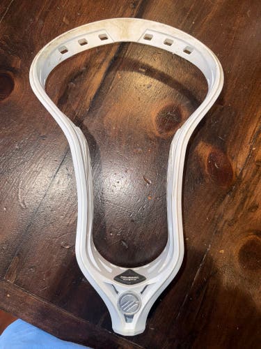 Maverik Kinetik Unstrung Head (Used)