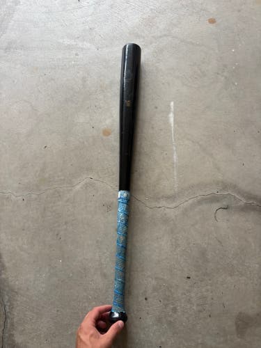 2025 Baum Gold Stock Wood Composite BBCOR Certified Bat (-3) 29 oz 32" (Used)