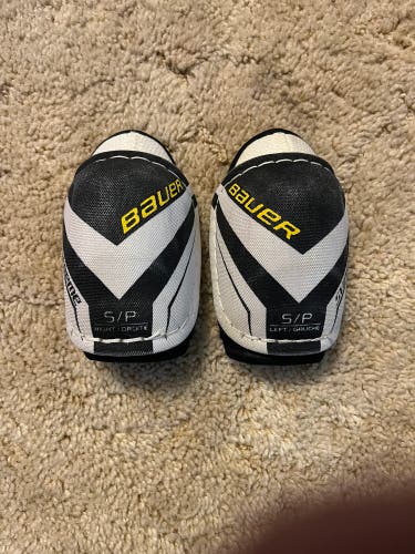 Youth Small Bauer Supreme 150 Elbow Pads (Used)