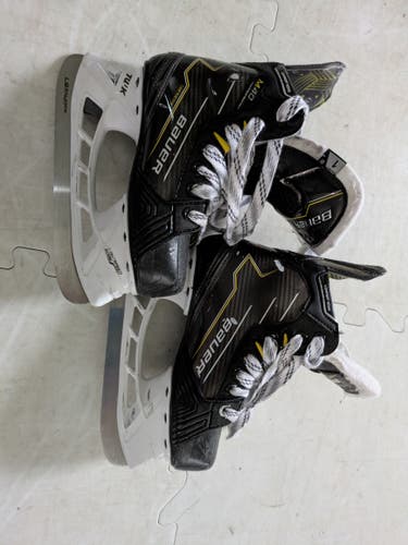 Black/Yellow 2024 Bauer Supreme M40 Hockey Skates Regular Width Size 1 (Used)