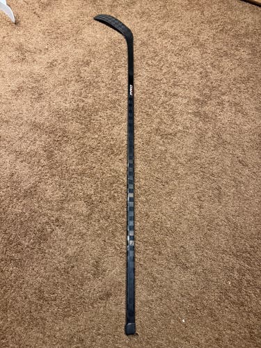 Senior Right Handed Hockey Stick P88 77 Flex Pro Stock (Used)