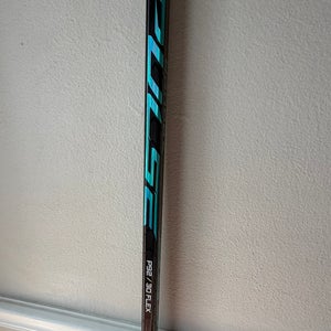 Junior Bauer Pulse Left Hand Hockey Stick P92 30 Flex (Used)