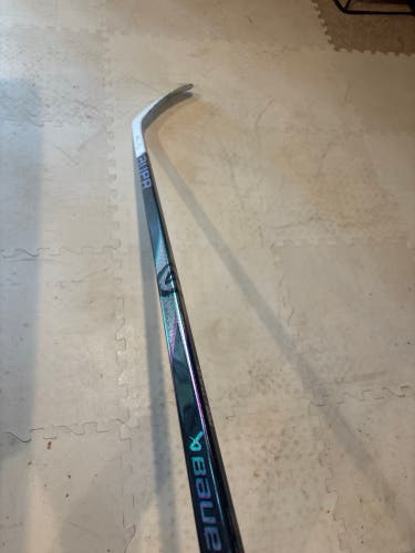 Senior Bauer Proto2 Left Hand Hockey Stick P28 77 Flex (Lightly Used)