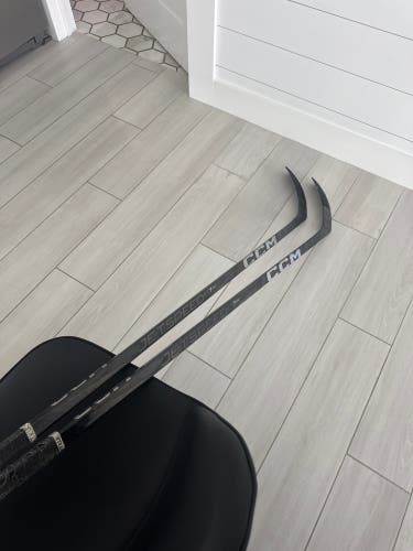 Senior CCM JetSpeed FT7 Pro Right Handed Hockey Stick P29 70 Flex (Used)
