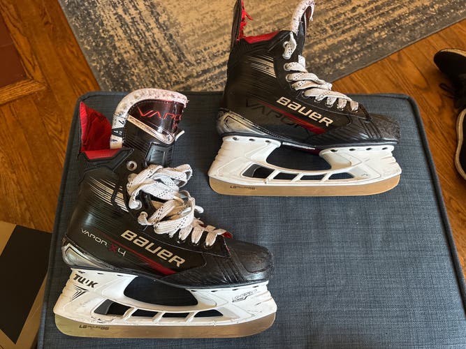 Senior Bauer Vapor X4 Hockey Skates 7 Fit 1 (Used)
