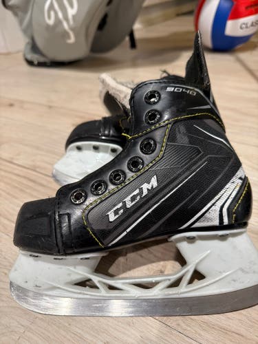 CCM Hockey Skates