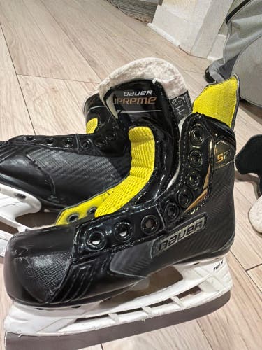Bauer Hockey Skates