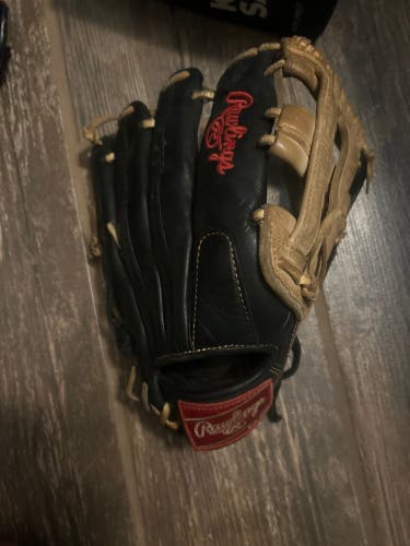 Rawlings GGEFB13 RH Outfield Baseball Glove 12" (Used)