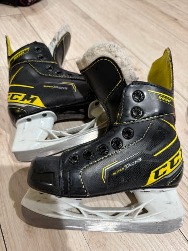 CCM Hockey Skates