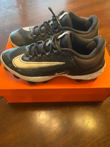 Men's Size M 11.0 (W 12.0) Adult Nike Nike alpha huarache elite 4 Low Top Molded Cleats (Used)