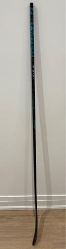 Intermediate Bauer Twitch Left Hand Hockey Stick P28 65 Flex (New)