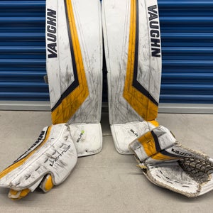 34" Vaughn SLR2 Pro Carbon Regular Goalie Full Set (Used)