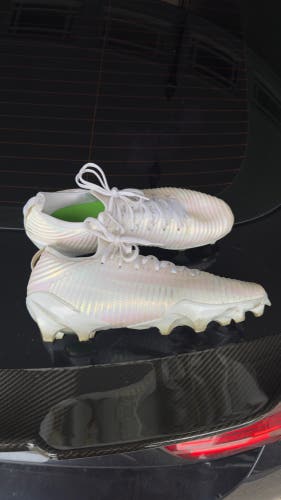 Men's Size M 11.0 (W 12.0) Under Armour Blur Low Top Molded Cleats (Used)