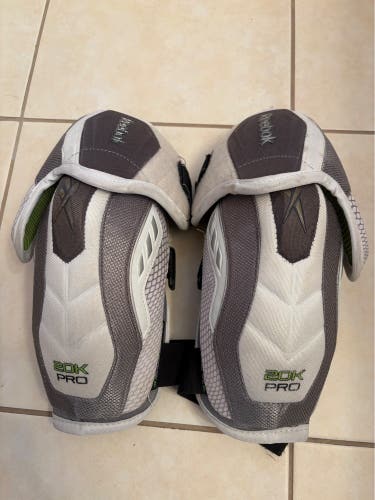 Reebok / CCM 20K Pro Stock Senior Medium Elbow Pads