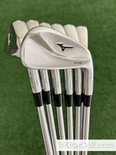 Mizuno Pro 245 Forged Iron Set 4-P / KBS Tour Lite Regular