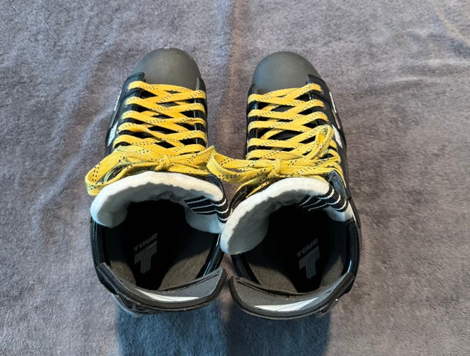 Tour Code IS Inline Skates Regular Width Size 8.5 (Used)