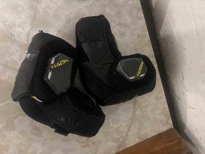 Senior Large Bauer Supreme Mach Elbow Pads (Used), like new