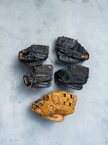 (5) Mizuno Baseball Glove lot (Used)