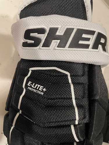 SHERWOOD 9950 Black HOF Gloves 14" NEW w/TAGS. 25% OFF