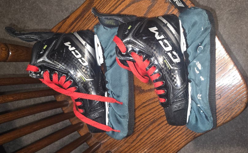 Black CCM Tacks XF Hockey Skates Regular Width Size 3 (Used)