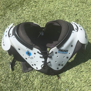 Large Youth Gear Pro Tec Z-Cool Shoulder Pads (Used)