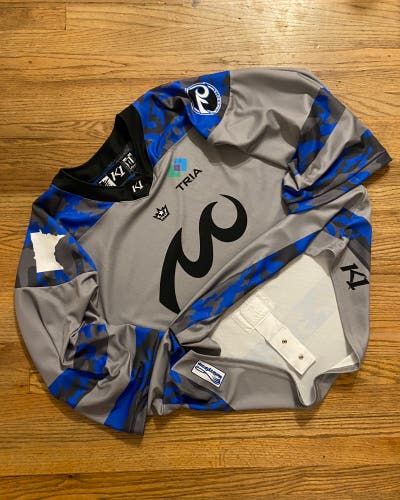 Minnesota Whitecaps team-issued goalie cut hockey jersey